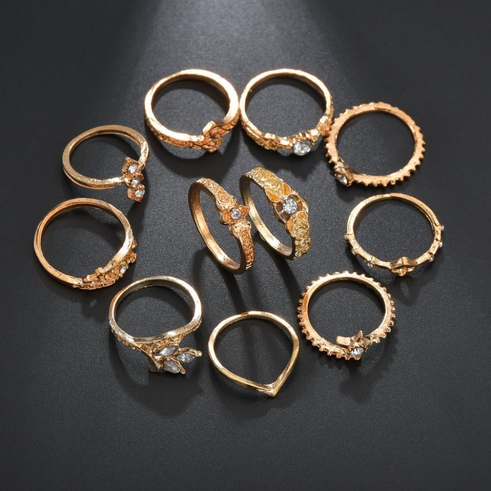 - Rhinestones Rings Set - Picture 3 of 3